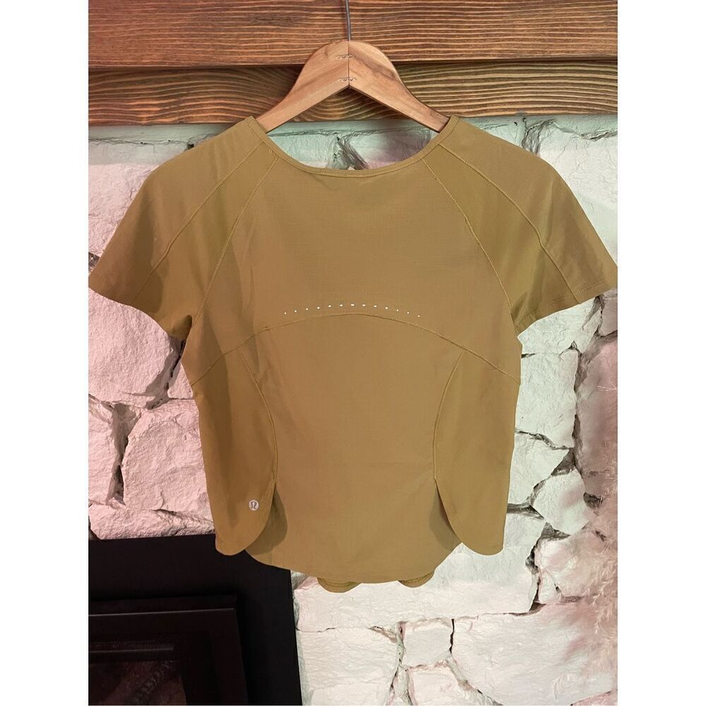 Lululemon short sleeve side slit active tee mustard color size 2 - Picture 2 of 3